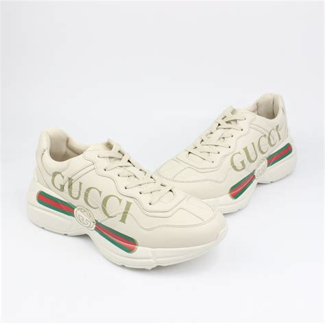 rhyton gucci logo leather sneaker